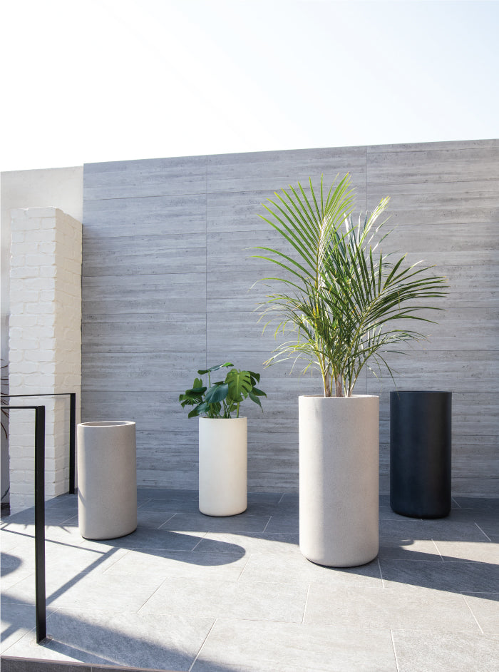 プランター屋外/屋内KERNVASバス高さ76cm直径38cmラウンド丸型シリンダートールスリムファイバーグラスGFRP高品質耐候植木鉢鉢植え室内鉢カバーポット底穴モダンデザインガーデニング観葉植物テラスバルコニーカフェ店舗オフィス