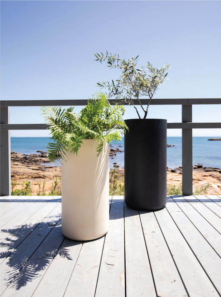 プランター屋外/屋内KERNVASバス高さ60cm直径30cmラウンド丸型シリンダートールスリムファイバーグラスGFRP高品質耐候植木鉢鉢植え室内鉢カバーポット底穴モダンデザインガーデニング観葉植物テラスバルコニーカフェ店舗オフィス