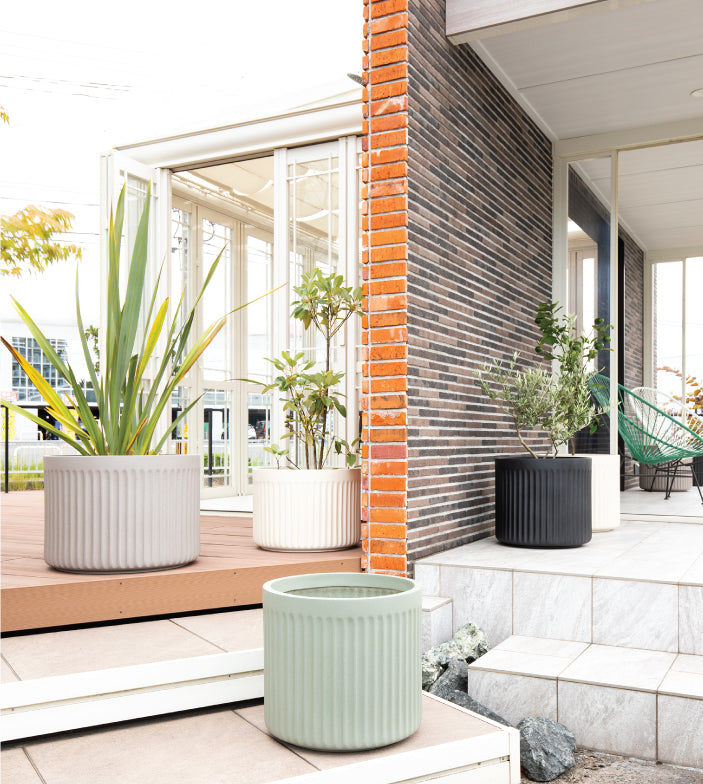 プランター大型屋外/屋内KERNCOLUMNAスリム45cmラウンド丸型シリンダーファイバーグラスGFRP高品質軽量耐候植木鉢鉢植え鉢カバーポット底穴モダンデザインおしゃれ観葉植物テラスバルコニーカフェ店舗オフィスエントランス